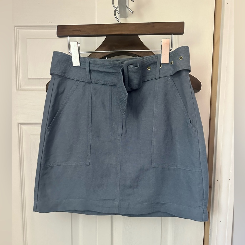 Belted skirt